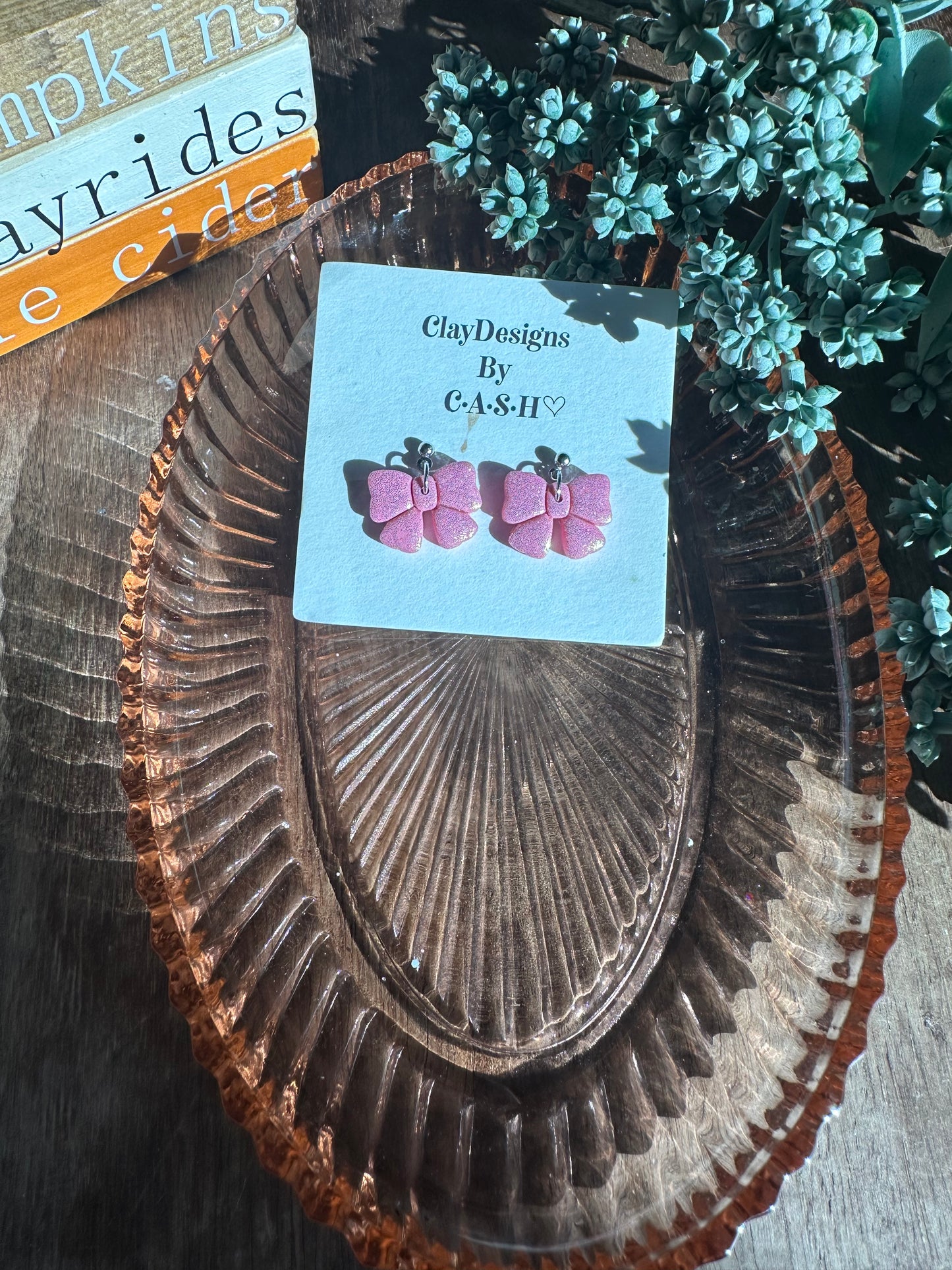 Pink glitter bow dangles