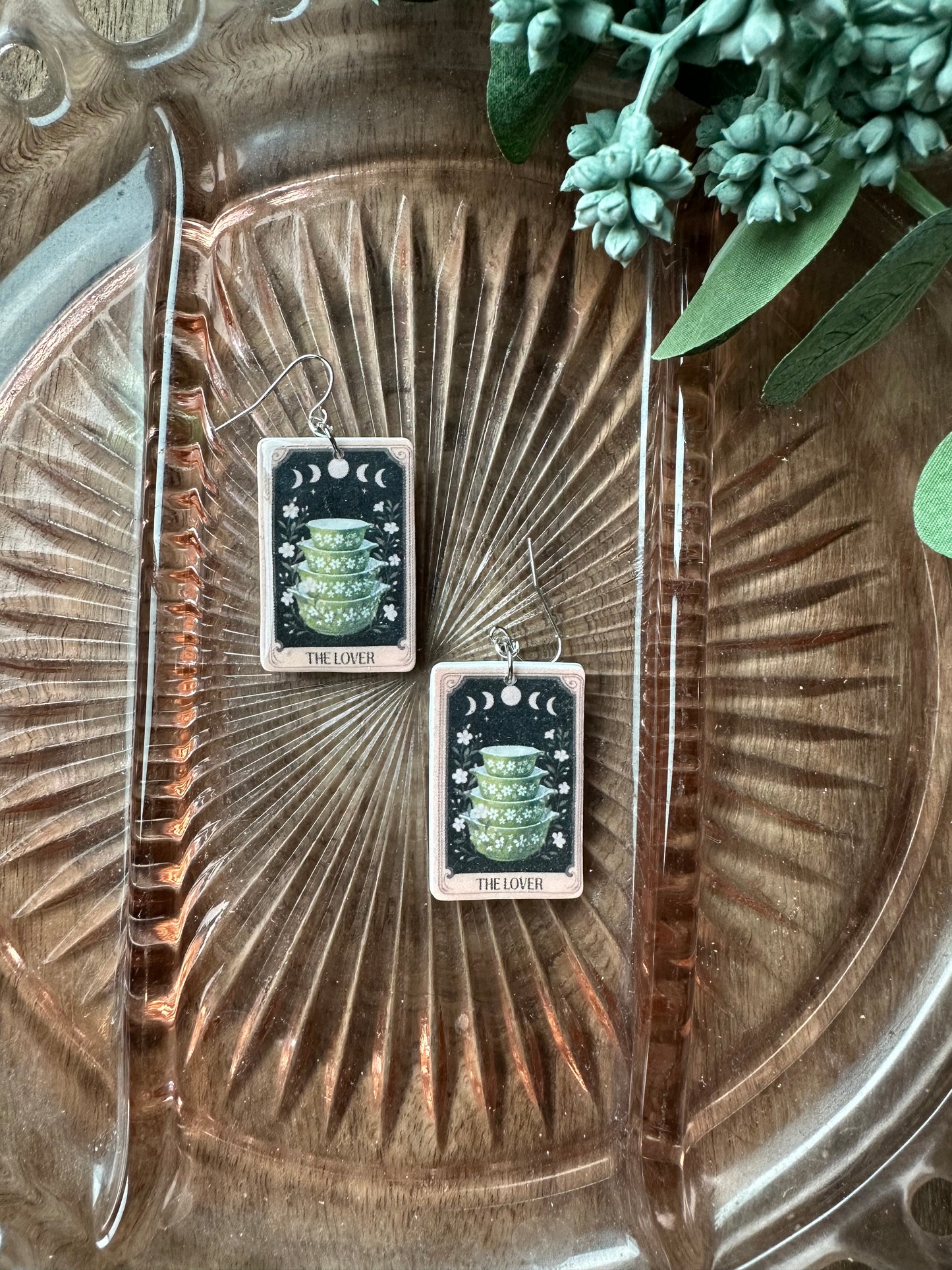 Green Pyrex tarot cards
