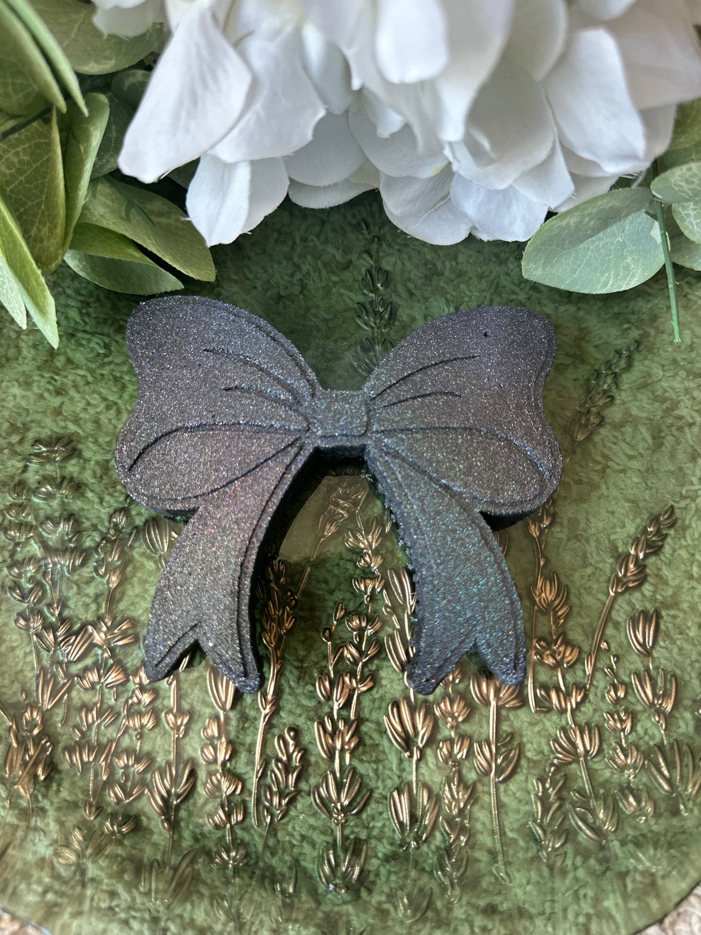 Black shimmer bow freshie