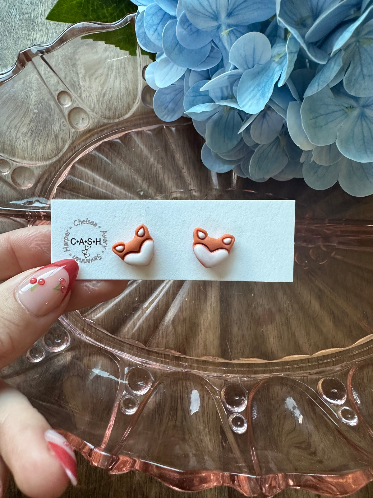 Fox studs