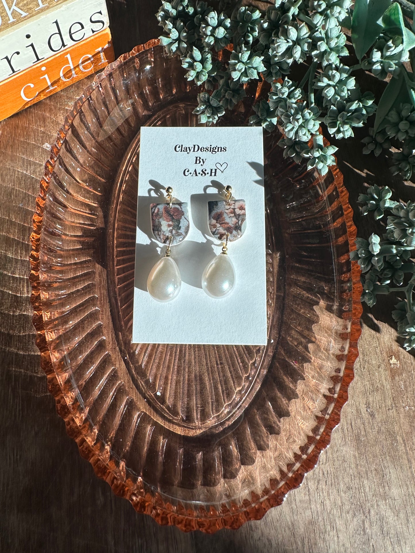 Fall pearl dangles