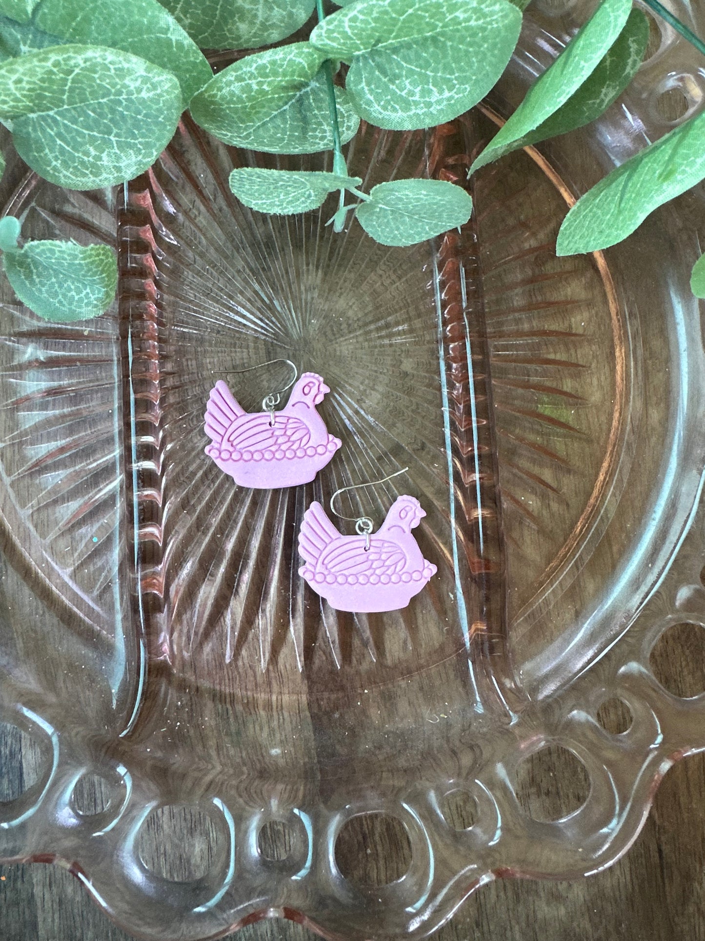 Pink hen on dangles