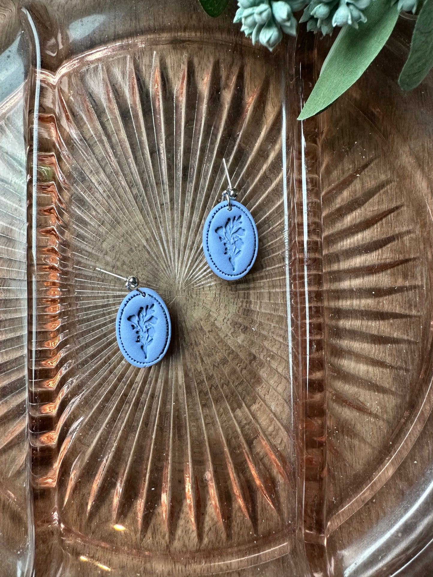 Blue flower imprint