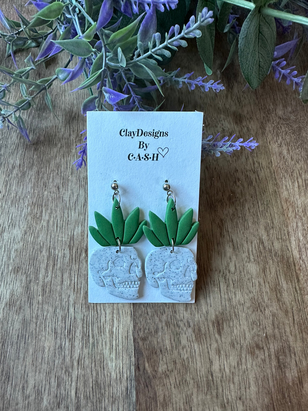 Skull plant dangles