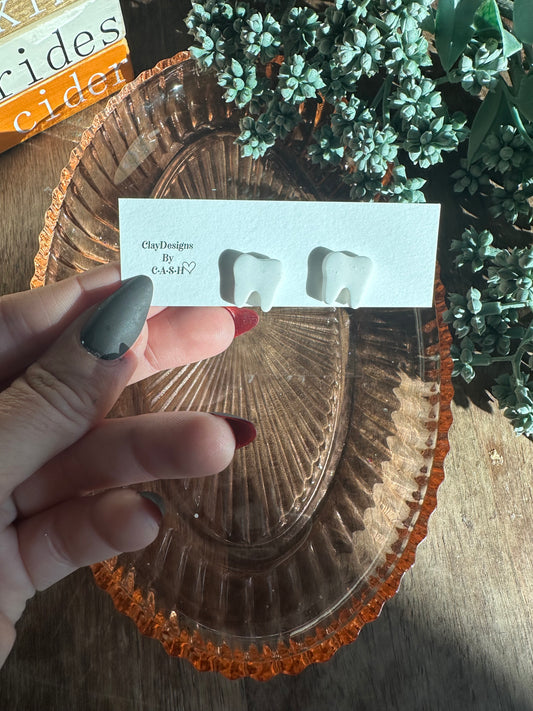 Teeth studs