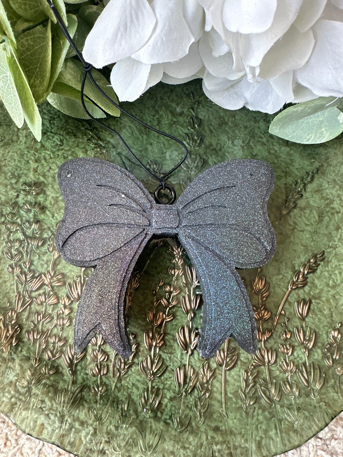 Black shimmer bow freshie