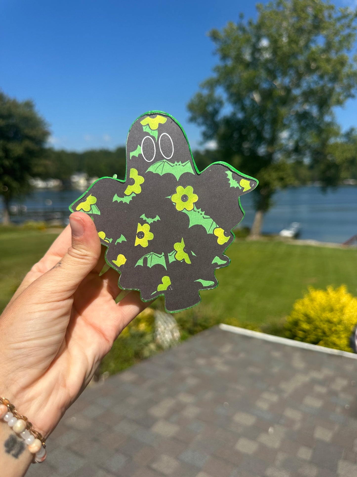 Lime green ghost freshie