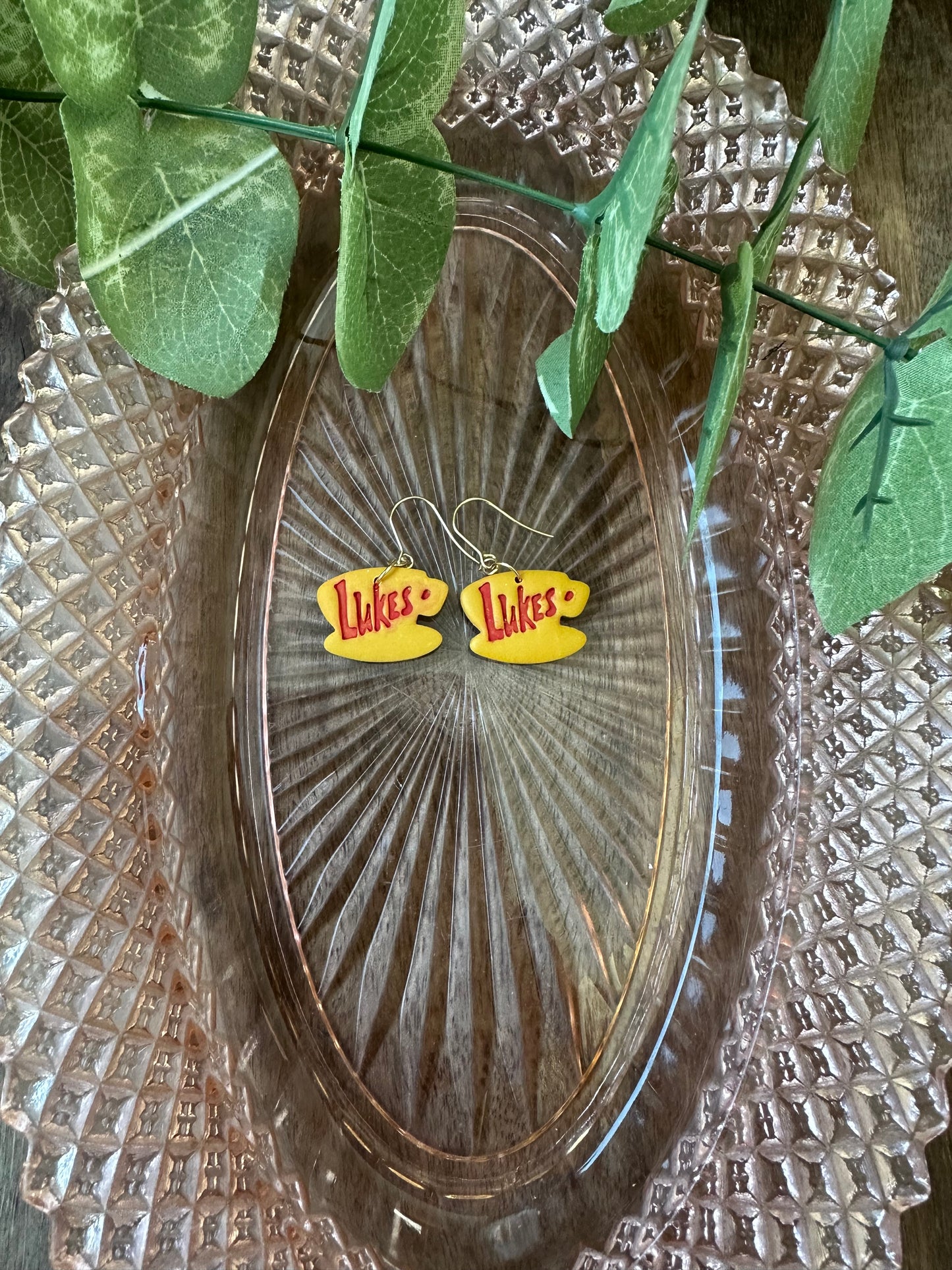 Luke’s cup dangles