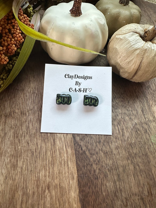 Glitter boo studs