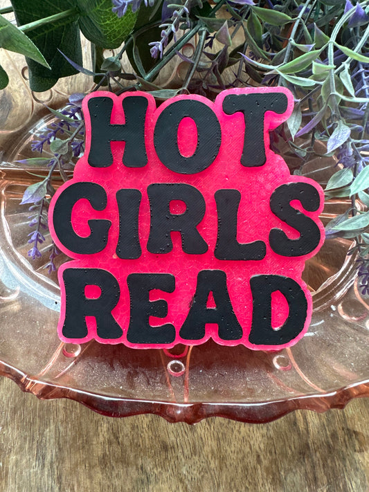 Hot girls read