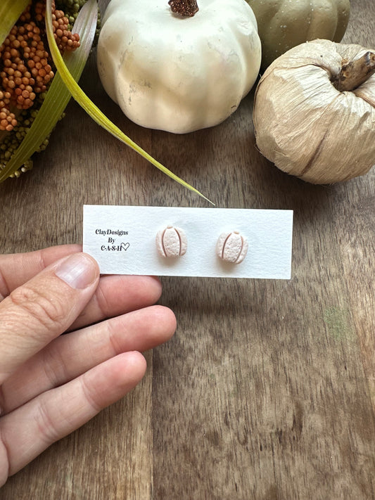 Cream pumpkin studs