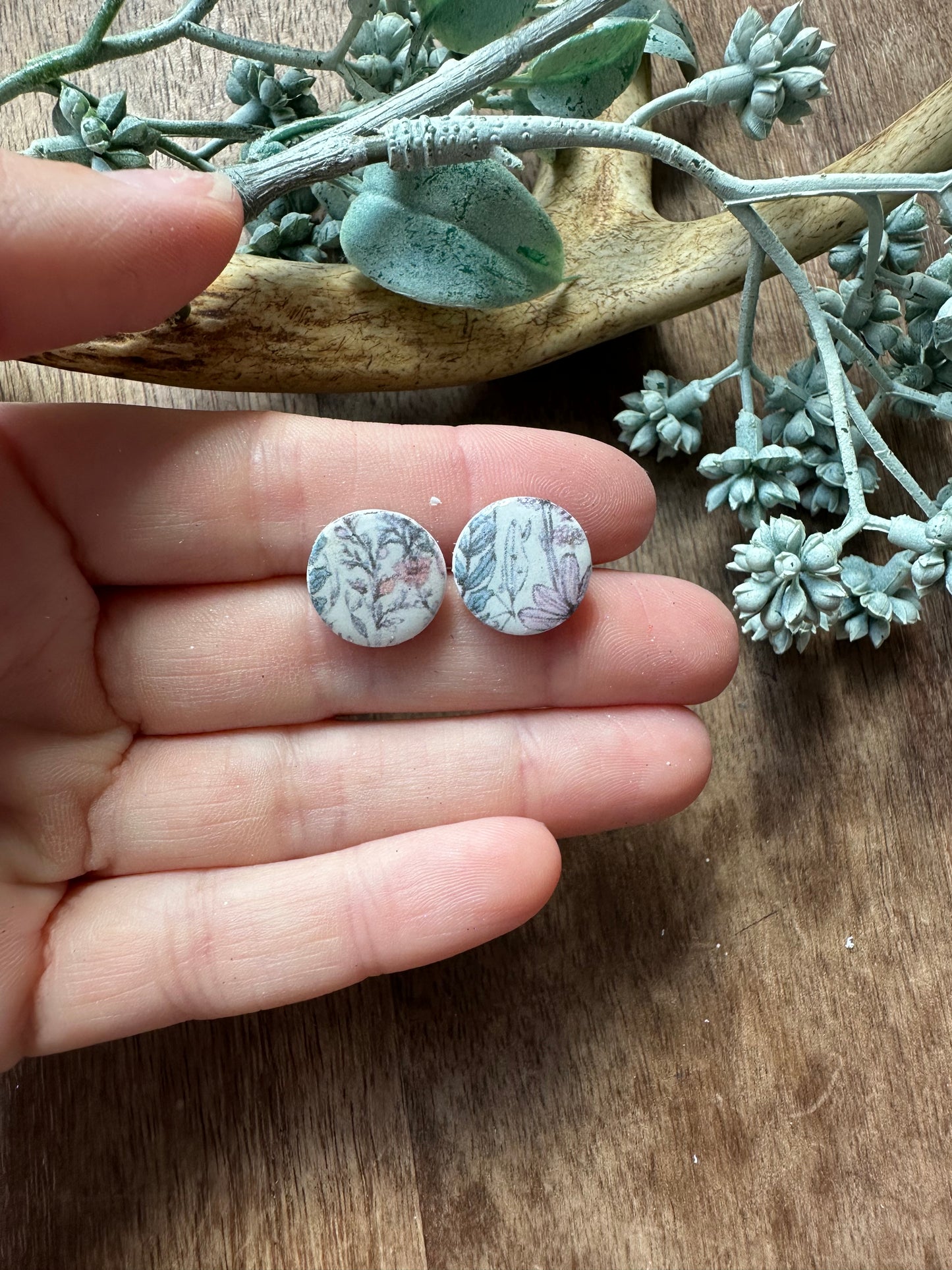 Floral studs