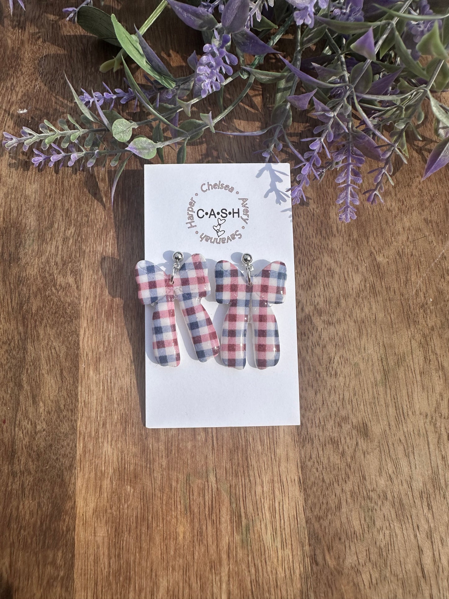 Plaid print bow dangles