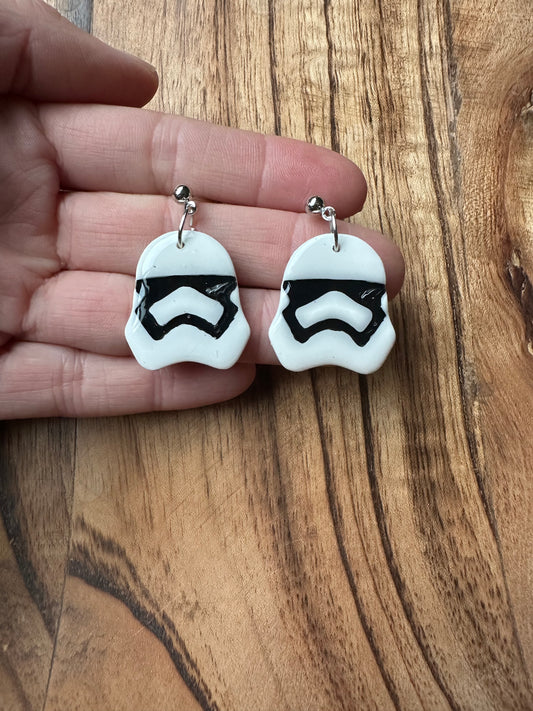 White mask trooper dangles
