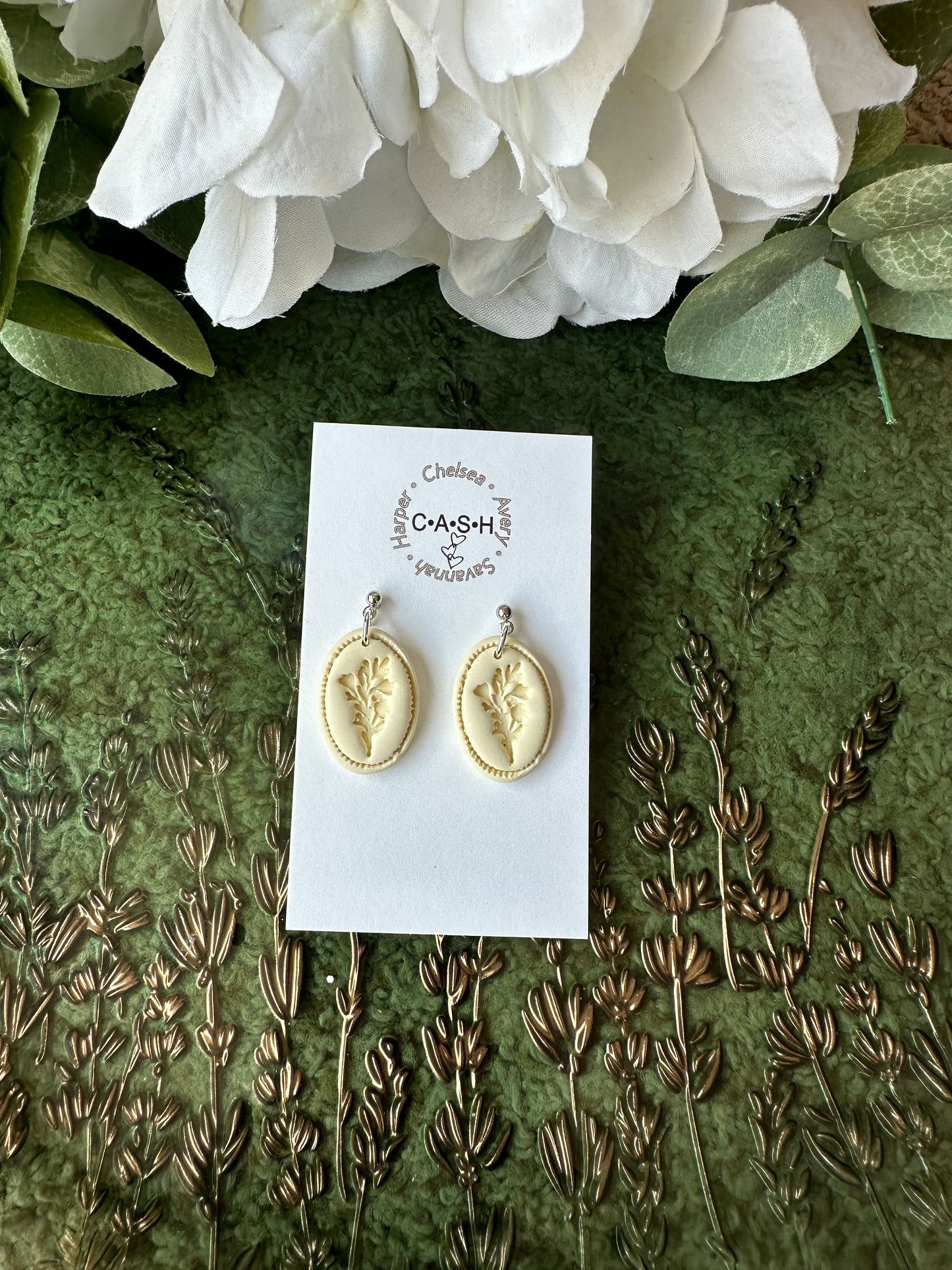 Butter yellow flower dangles