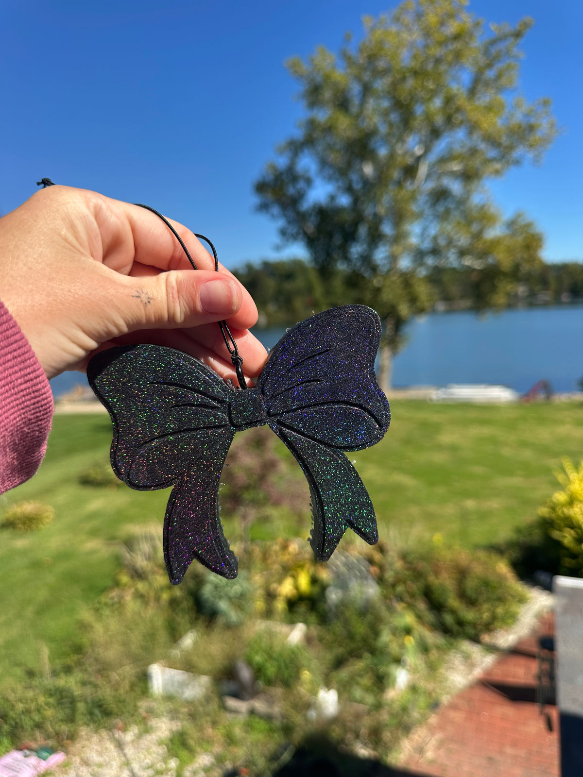 Black shimmer bow freshmen