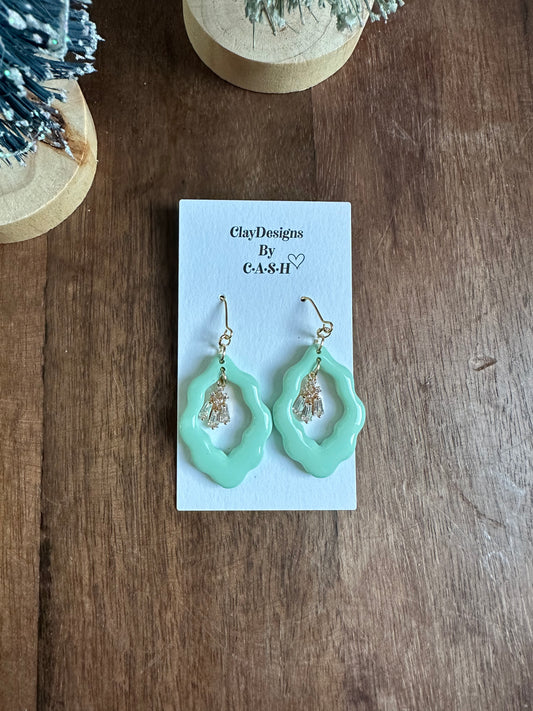 Vintage green elegant  dangles ￼